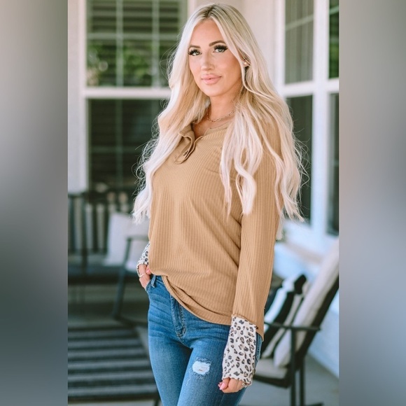 Roaring Style Women’s Rib T-Shirt - Picture 4 of 5